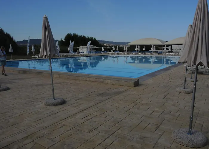 Maison De Dans Un Village De A100 M. De La Holiday home *