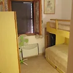 Maison De Dans Un Village De A100 M. De La Nyaraló