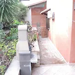 Maison De Dans Un Village De A100 M. De La