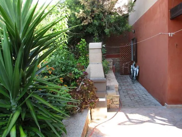 Maison De Dans Un Village De A100 M. De La * バデージ