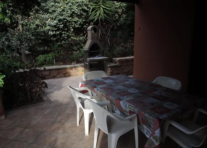 別荘 Maison De Dans Un Village De A100 M. De La バデージ