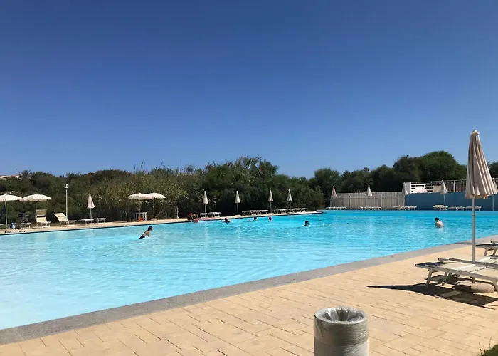 Maison De Dans Un Village De A100 M. De La 別荘